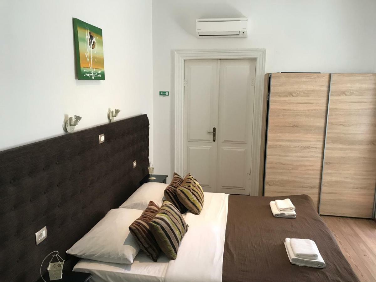 Antic In Center Guest house Pula